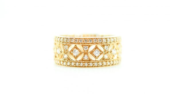 Luxury Yellow Gold Diamond Ring